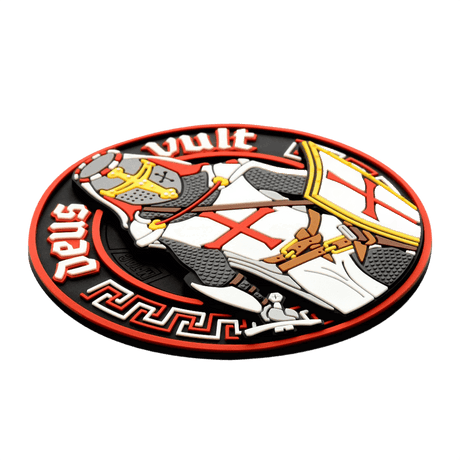 M-Tac Deus Vult 3D PVC-patch med ridderdesign og teksten 'Deus Vult'. Taktisk moralepatch, enkel å feste på klær eller utstyr.
