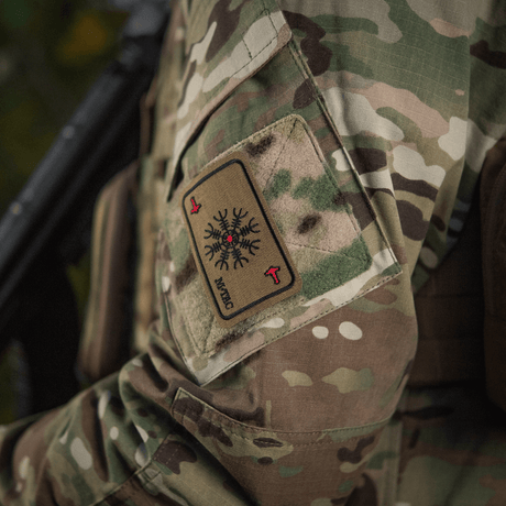 M-Tac Patch Kort Helm of Horror (broderi) med Ægishjálmur-symbol på camouflermer, Cordura 500D, slitesterkt og holdbart.