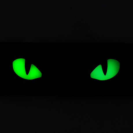 M-Tac Cat Eyes 3D PVC-patch med lysreflekterende design som lyser i mørket for taktisk bruk.