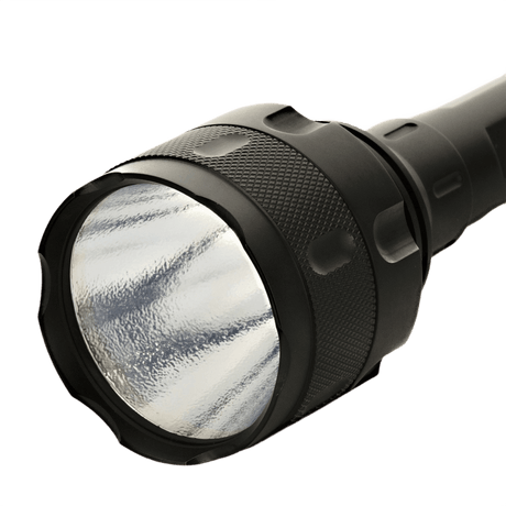 M-Tac Lommelykt ML-8, kraftig LED-lommelykt, støv- og vannbeskyttet, for utendørs og fritid, aluminiumdesign.