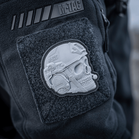 M-Tac Patch Operator 3D PVC på jakke med realistisk design, Velcro-feste, perfekt som morale patch. Størrelse ca. 6 x 7 cm.