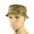 M-Tac Panama Hat Gen.II NYCO i camouflagemønster med MOLLE-interface og justerbar snor på mannequinhoved.