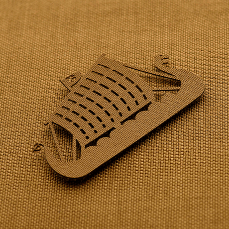 M-Tac Patch Drakkar Laser Cut – vikingskip på en Cordura 500D-bakgrunn, egnet for uniform, veske eller taktisk utstyr med Velcro-feste.