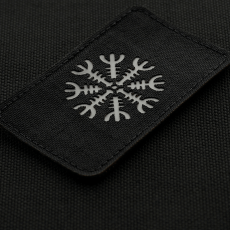 M-Tac Patch Helm of Horror Vannrett Laser Cut med ægishjálmur, laget av slitesterk Cordura 500D, festes med Velcro.