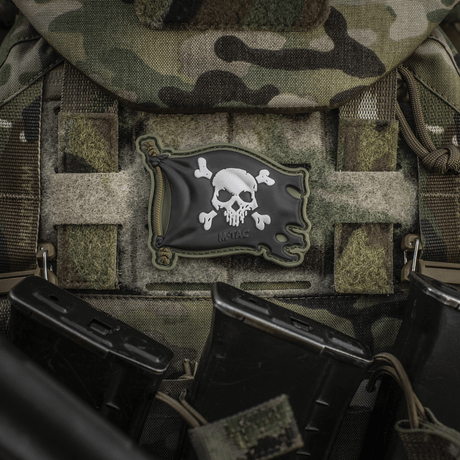 M-Tac Patch Jolly Roger PVC på taktisk utstyr, 3D morale-patch i PVC med Velcro-feste, størrelse 8x5 cm.