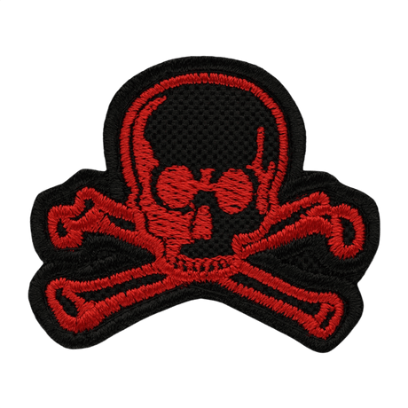 M-Tac Patch Old Skull Velcro i svart med rødt kranium og bein, 3D-effekt, 45x55 mm, enkelt feste, egnet for uniformer og utstyr.