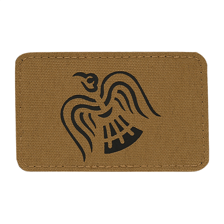 M-Tac Patch Ravneflag Laser Cut med svart ravn på Cordura 500D stoff, ideell for uniform eller taktisk utstyr, festes med Velcro.