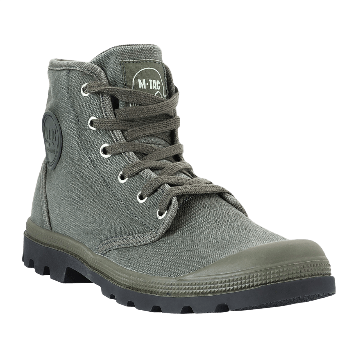 M-Tac Sneakers i militærgrøn farve med klassisk og funktionelt design, ideel til udendørs aktiviteter og sport.