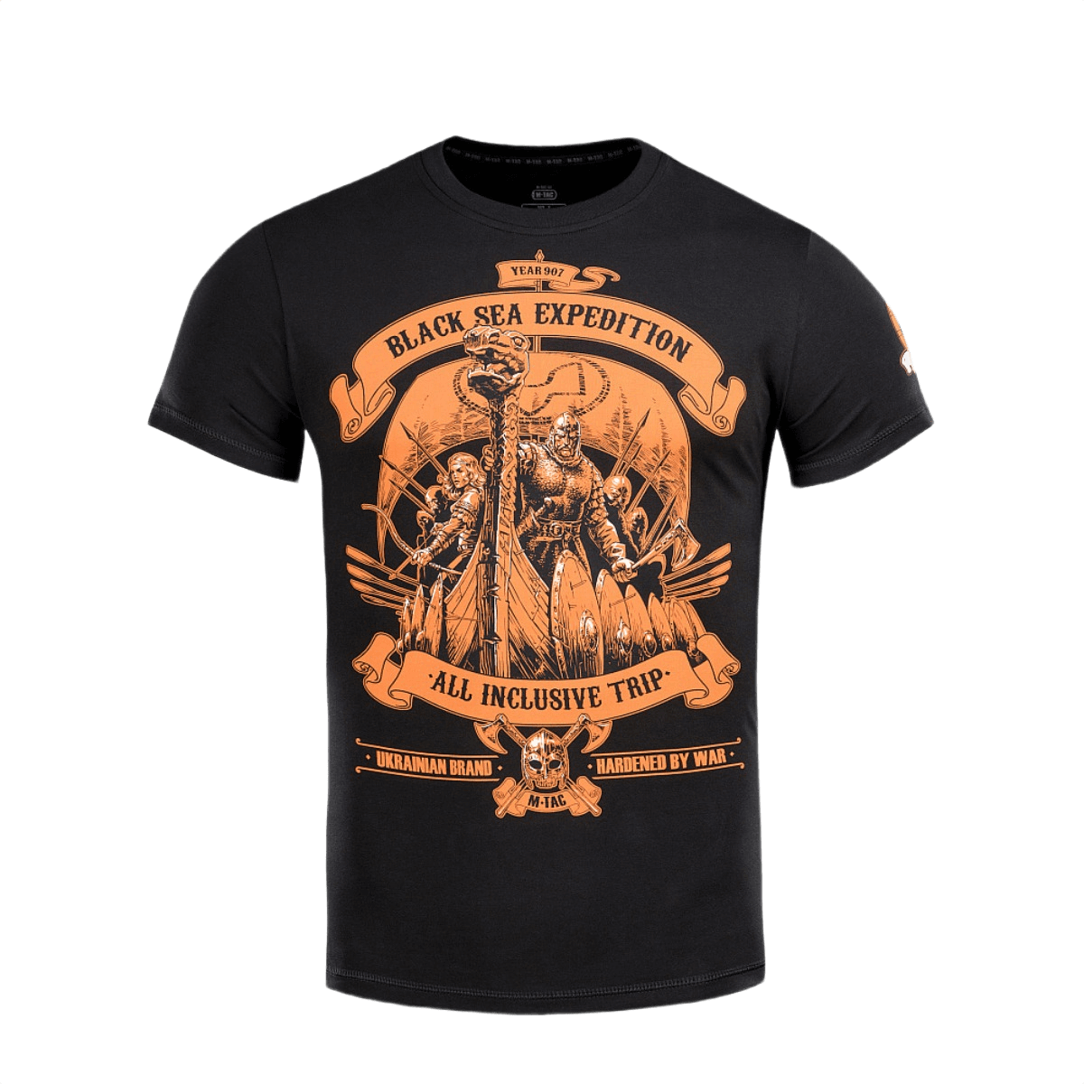M-Tac T-shirt Black Sea Expedition i sort med orange print, ideel til hverdagsbrug og udendørs aktiviteter som jagt og fiskeri.