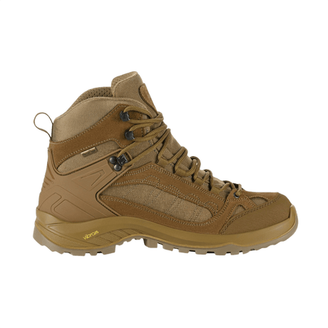 M-Tac Taktiske Demi-Season Støvler Pro Line i slitesterkt suede og Cordura med Vibram-sål, designet for taktiske oppgaver og fotturer.