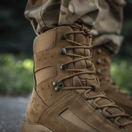 M-Tac Taktiske Sommerstøvler, designet for komfort og holdbarhet i suede og Cordura, perfekte for varmt vær og terreng.