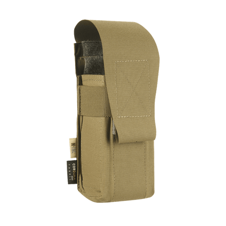 M-Tac veske for 2 magasiner i slitesterkt Cordura-materiale med borrelåslukking i galleri posisjon 1 for taktisk bruk.