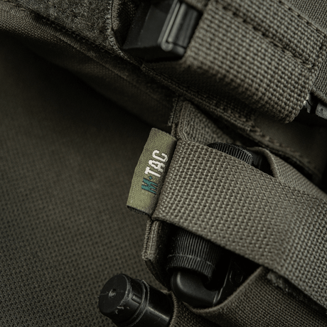 Nærbilde av M‑Tac Tourniquet Pouch Elastic Gen.5 i Cordura 500D med elastikkbånd og velcro-lukking, perfekt for CAT tourniquet.