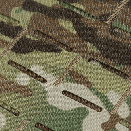 Detaljbilde av M-Tac Plate Carrier Cuirass Elite Gen.II i slitesterkt Cordura 500D-materiale i kamuflasjefarger.