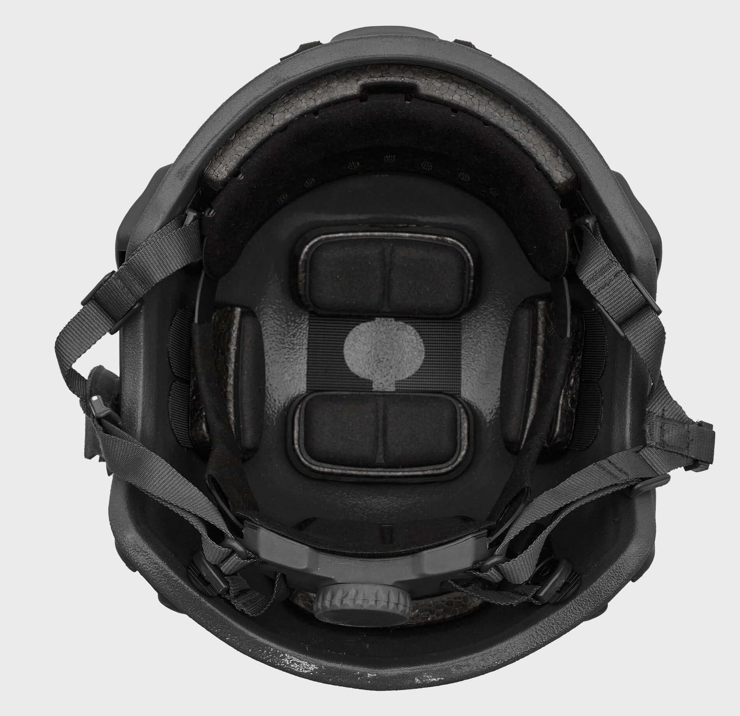 Indvendig visning af ACE skudsikker militær hjelm - komfortabelt design og justerbare stropper.