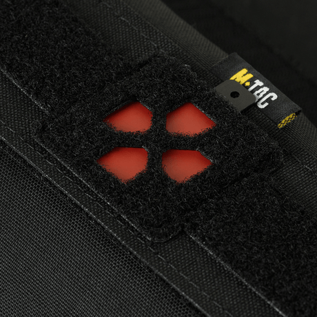 Nærbilde av M-Tac Horizontal Medical Pouch ROLL Elite med velcro-lukking i Cordura-materiale.