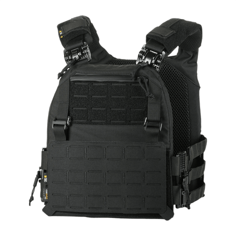 M-Tac Plate Carrier Cuirass FAST QRS Gen.II i svart med CORDURA 500D og hurtiglås, sett forfra.