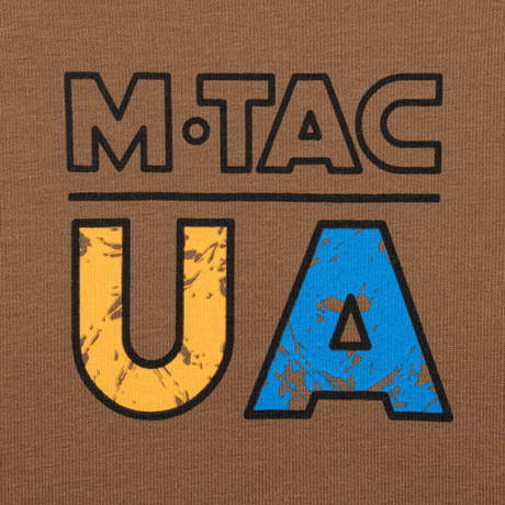 M-Tac Raglan T-Shirt UA Side med farverigt MagnaColours® tryk på brun baggrund, der viser unik og stilfuld design.