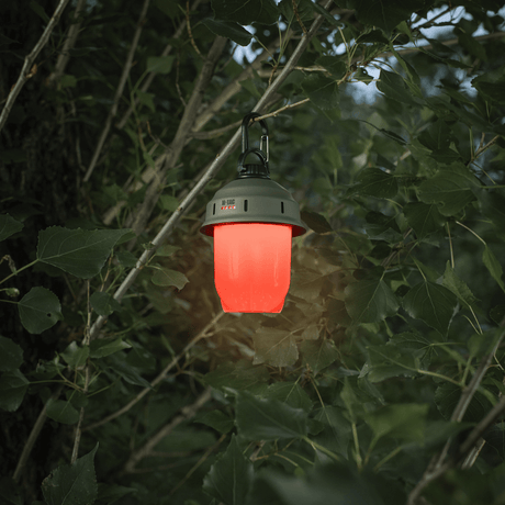 M-Tac Turist Hengelampe, retrodesign hengelampe i rødt lys for camping, med moderne LED-teknologi og oppladbart batteri, 200 lumen.