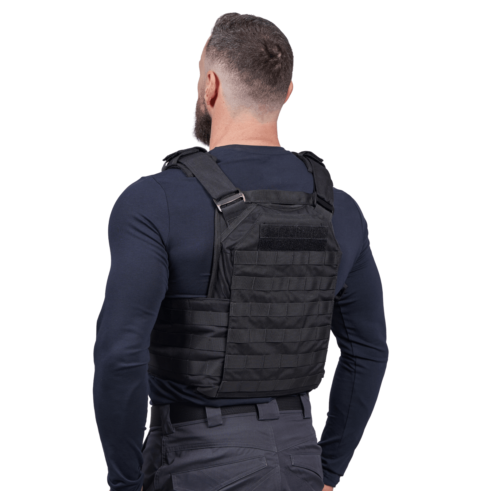 Mand iført Elite Armor Plate Carrier i sort, set bagfra i vinkel