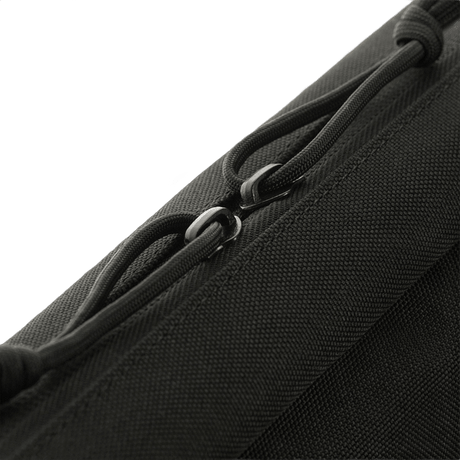 Detaljer av M‑Tac våpenetui 128 cm i svart polyester med dobbel glidelåslukking og holdbare sømmer for sikker våpenoppbevaring.