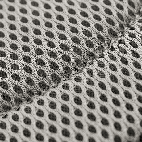 Mesh-detalj på M-Tac Urban Line City Patrol veske i vannavvisende 600D polyester med PVC-coating.
