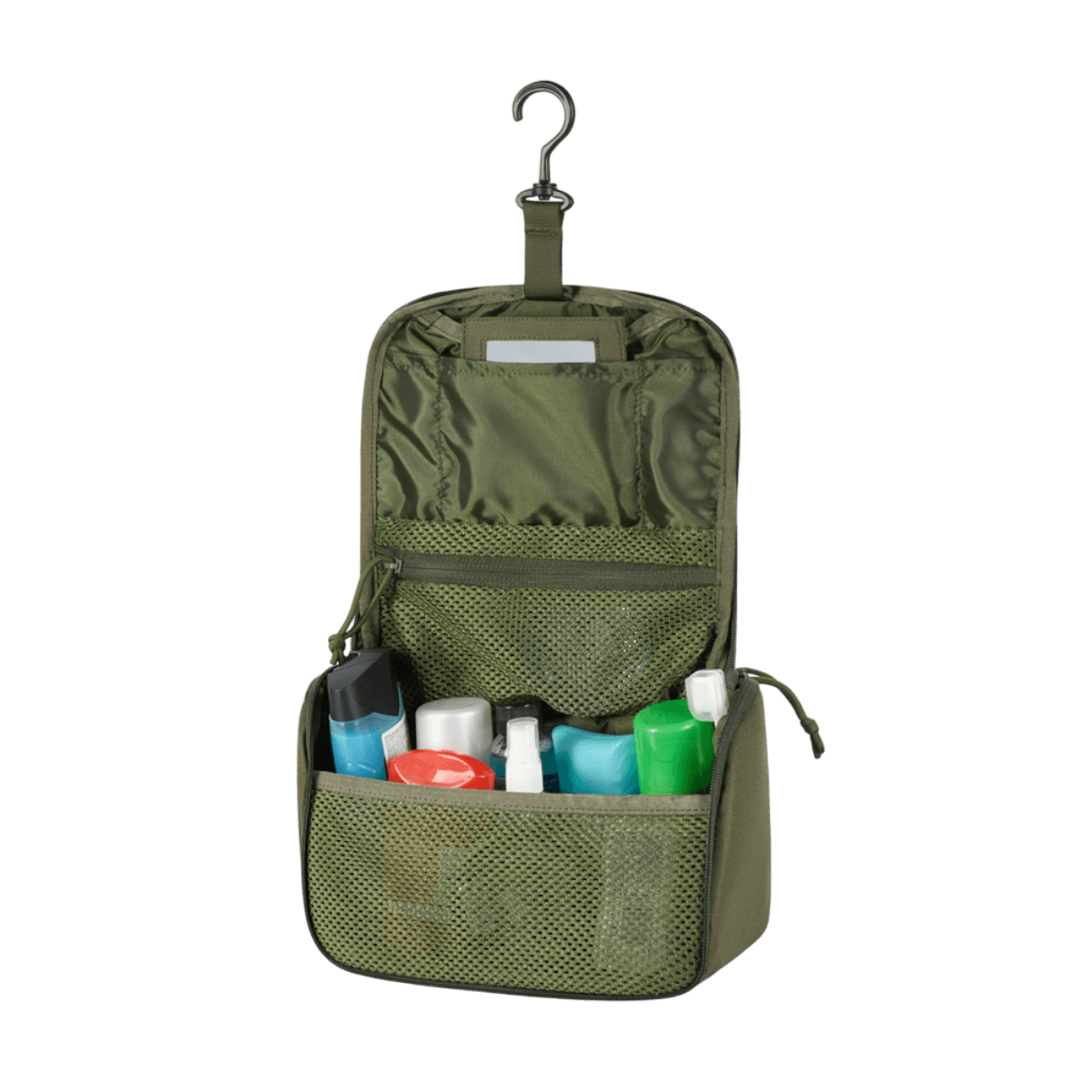 M-Tac Toilettaske i vandafvisende 600D polyester, kompakt design til opbevaring af toiletartikler, ideel til rejser og hverdag.