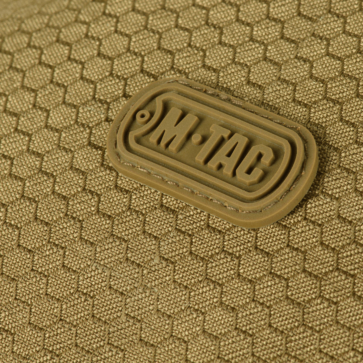 M‑Tac Cross Bag Elite Hex lavet af slidstærkt Cordura 500 materiale med unik hexagon struktur