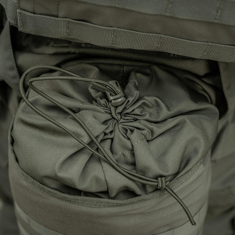 M-Tac Sukharka Gen.3 Pouch med elastik og snor til opbevaring, fremstillet i holdbar Cordura 500D.