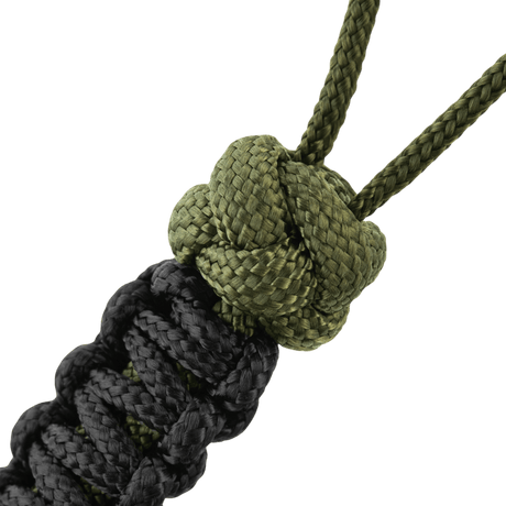 M-Tac Lanyard Scandinavian Small Chinese Knot med snoet paracord i grøn og sort. Stilfuldt tilbehør med skandinavisk inspireret dekorativ perle.