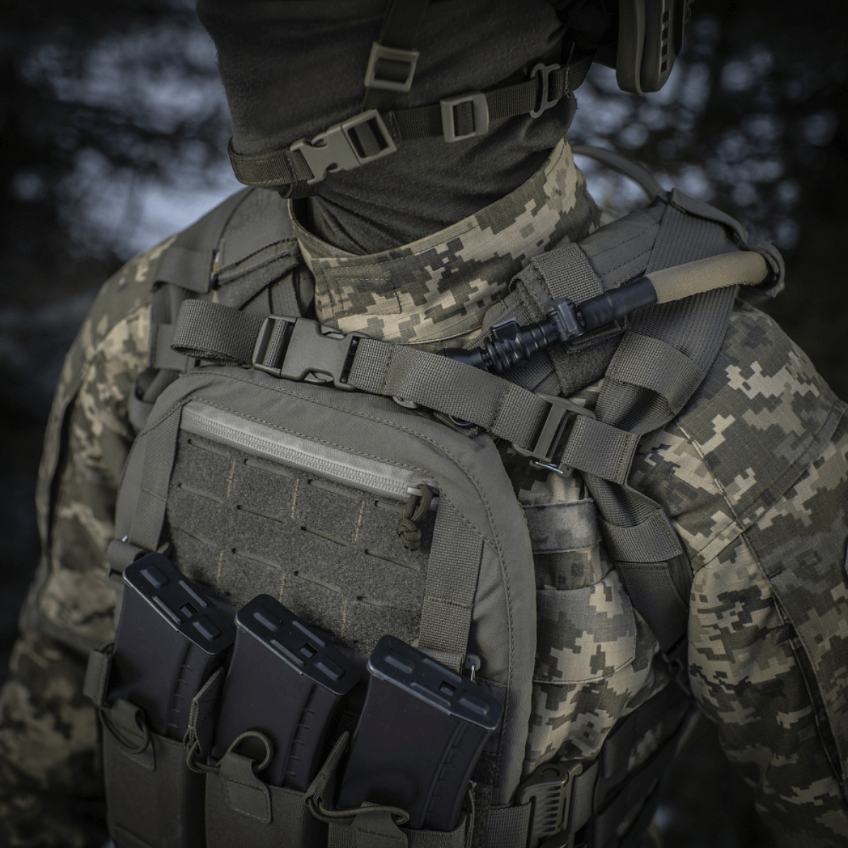 M-Tac Rygsæk Sturm Elite Gen.II raid-rygsæk med MOLLE Laser Cut system, cordura konstruktion og integreret drikkesystem i felten