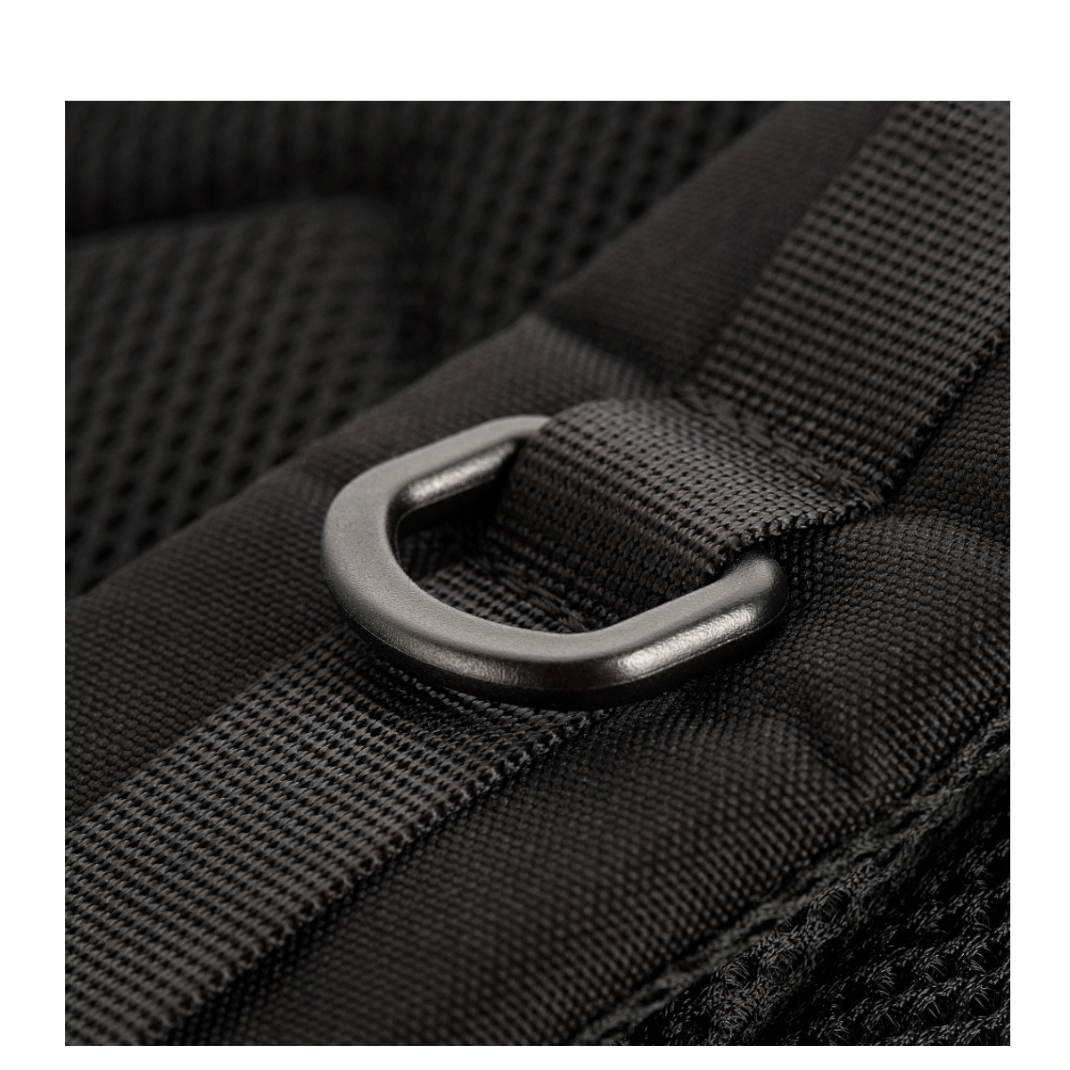 M-Tac Large Assault Pack Rygsæk med justerbar rem og MOLLE-system