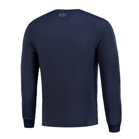 M-Tac Pullover 4 Seasons set bagfra i minimalistisk design til året rundt brug, lavet af bomuld og elastan.