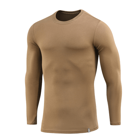 M-Tac Long-sleeve T-shirt 93/7 i brun farve, lavet af 93% bomuld og 7% elastan, velegnet til hverdag, uniformer, sport, jagt og friluftsliv.