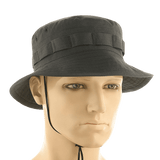 M-Tac Panama Rip-Stop hat med semi-stiv skygge og ventilationshuller, army-inspireret design med rip-stop stof og ekstra camouflage muligheder.