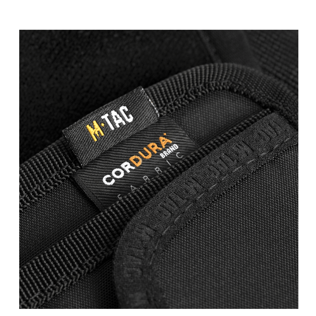 M-Tac Pung med Patch Panel Elite Large fremstillet af holdbart 1000D CORDURA® med Velcro-loop-panel til mærker.