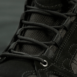 Nærbillede af Tactical Sneakers Demi-Season – Let og komfortabel med lang stabil snøring, passende til trekking og udendørsaktiviteter.