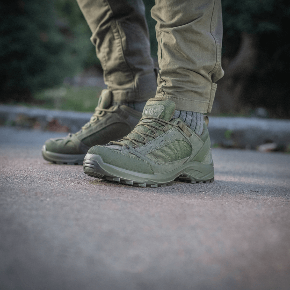 Tactical Sneakers Demi-Season – Let og komfortabel til trekking og outdoor-aktiviteter. Sko i naturlæder og Cordura med gummiforstærket tå.
