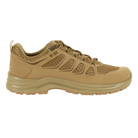 M-Tac Tactical Sneakers IVA i lysebrun farve, lette og ventilerede, ideelle til trekking og hverdag. Åndbar mesh med syntetisk nubuck.