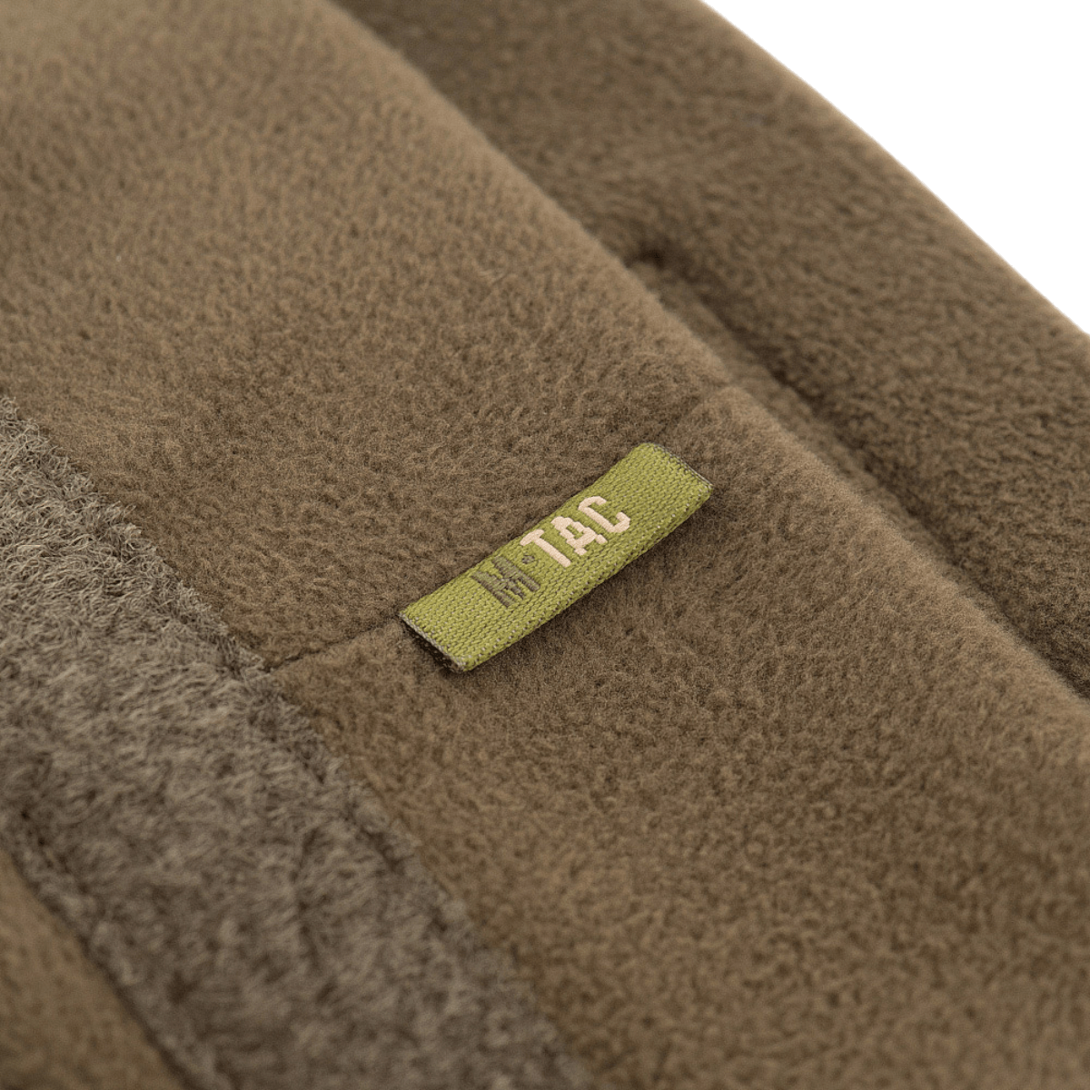 M-Tac Fleece Tactical Watch Cap Beanie m. Patch Panel i tæt på fleece materiale, ideel til taktisk brug i koldt vejr