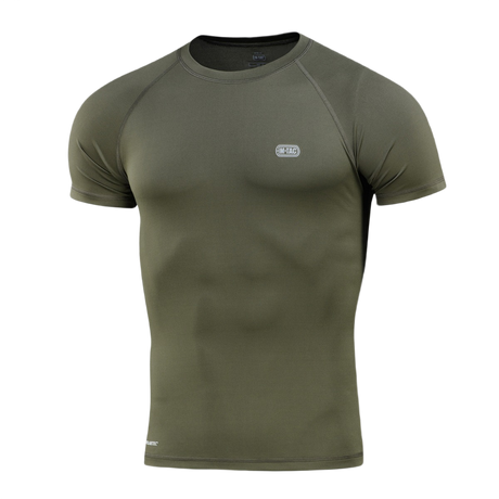 M-Tac T-shirt Ultra Light Polartec i olivengrøn farve. Lavet i Power Dry® materiale, perfekt til træning og outdoor. Reflekterende logo.