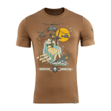 M-Tac T-Shirt Surf Club med soldat på surfbræt trykt på brun t-shirt, inspireret af ukrainske specialoperationer.