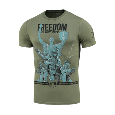 M-Tac T-Shirt Freedom med tryk af ukrainske militær- og modstandssymboler, der hylder styrke, mod og frihed. Blød bomuldsblanding.