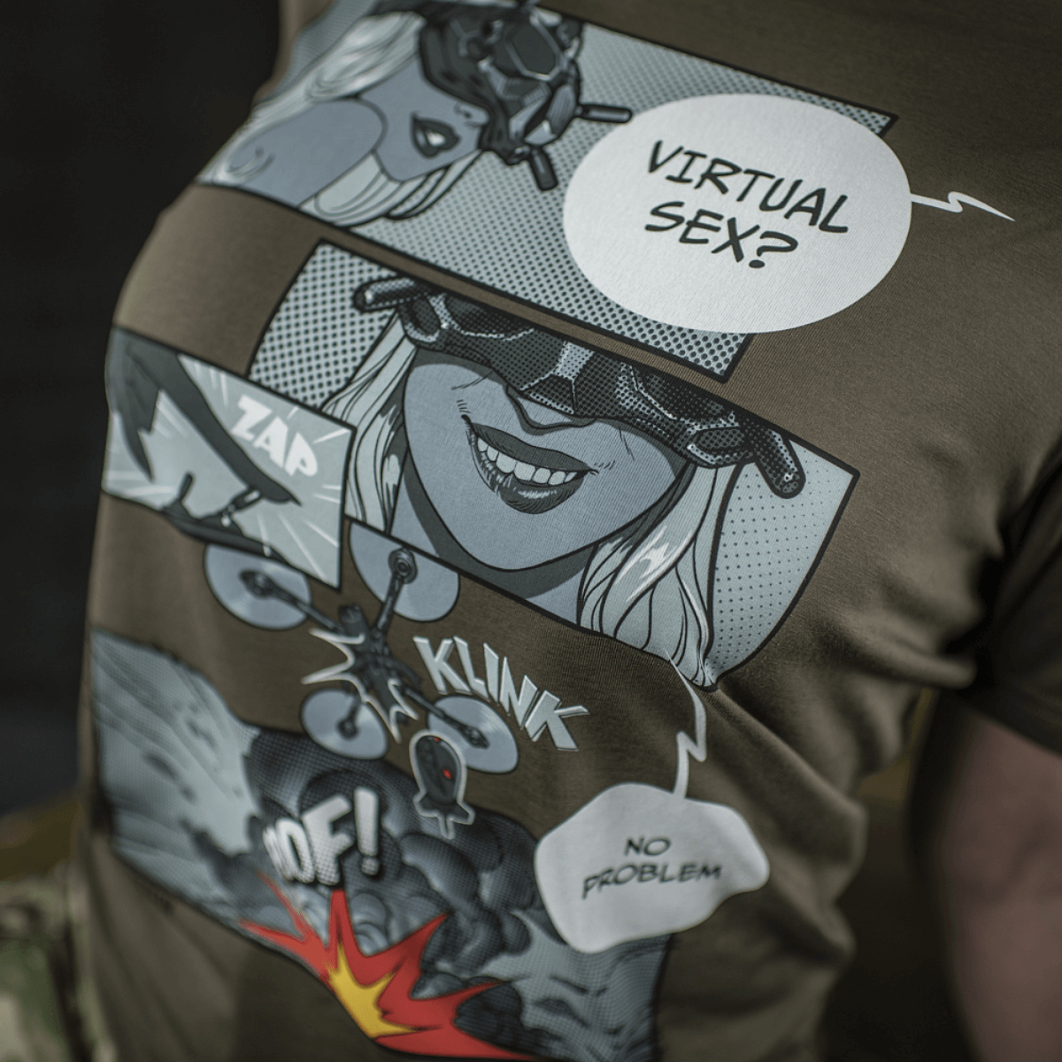 M-Tac T-Shirt Comics Drone Girl med comic print af FPV-pilot; symboliserer styrke og præcision.