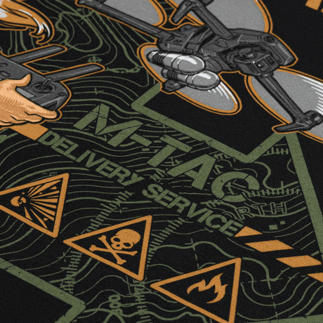 M-Tac T-Shirt Mavic Delivery Service inspireret af WWII Pin-Up-kultur med FPV-drone og premium design. Bomuld og elastan materiale.