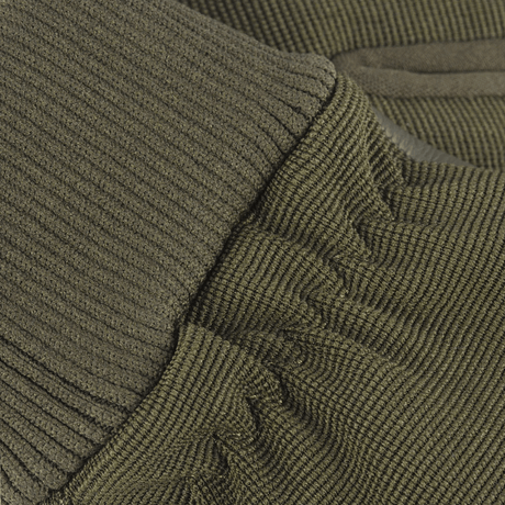 Detalje af M-Tac Handsker Assault Tactical Mk.8 elastiske manchetter, der viser tekstur og farve på de taktiske handsker.