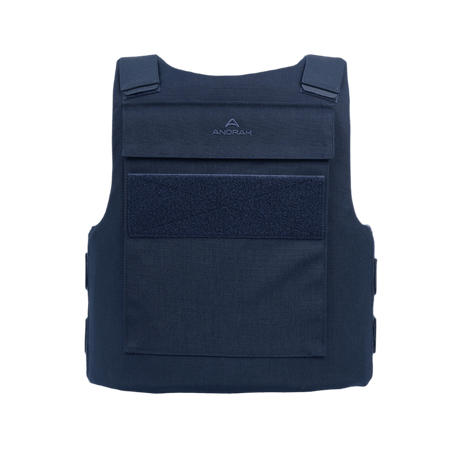 Anorak Titanium® Duty II Stik & Skudsikker Vest med Level IIIA-beskyttelse, ergonomisk designet til politibetjente og sikkerhedspersonale.