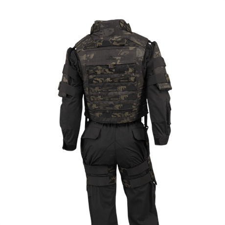 Anorak Niobium® Tactical II – full set MultiCam® i komplet bagudvendt udsigt, der fremviser alsidigt kropspanser-design til politistyrker.
