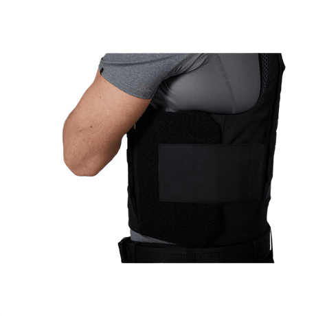 Anorak Duty III-M Cover designet til optimal funktionalitet og bevægelsesfrihed, ideel til politibetjente.