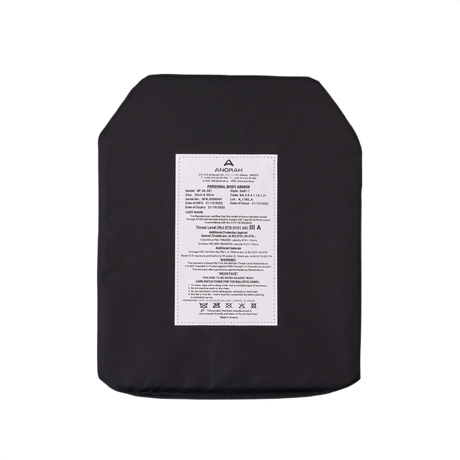 Anorak Titanium® Insert (SAPI) med UHMWPE og UD ARAMID-materialer til beskyttelse mod håndvåben og maskinpistoler niveau IIIA++.